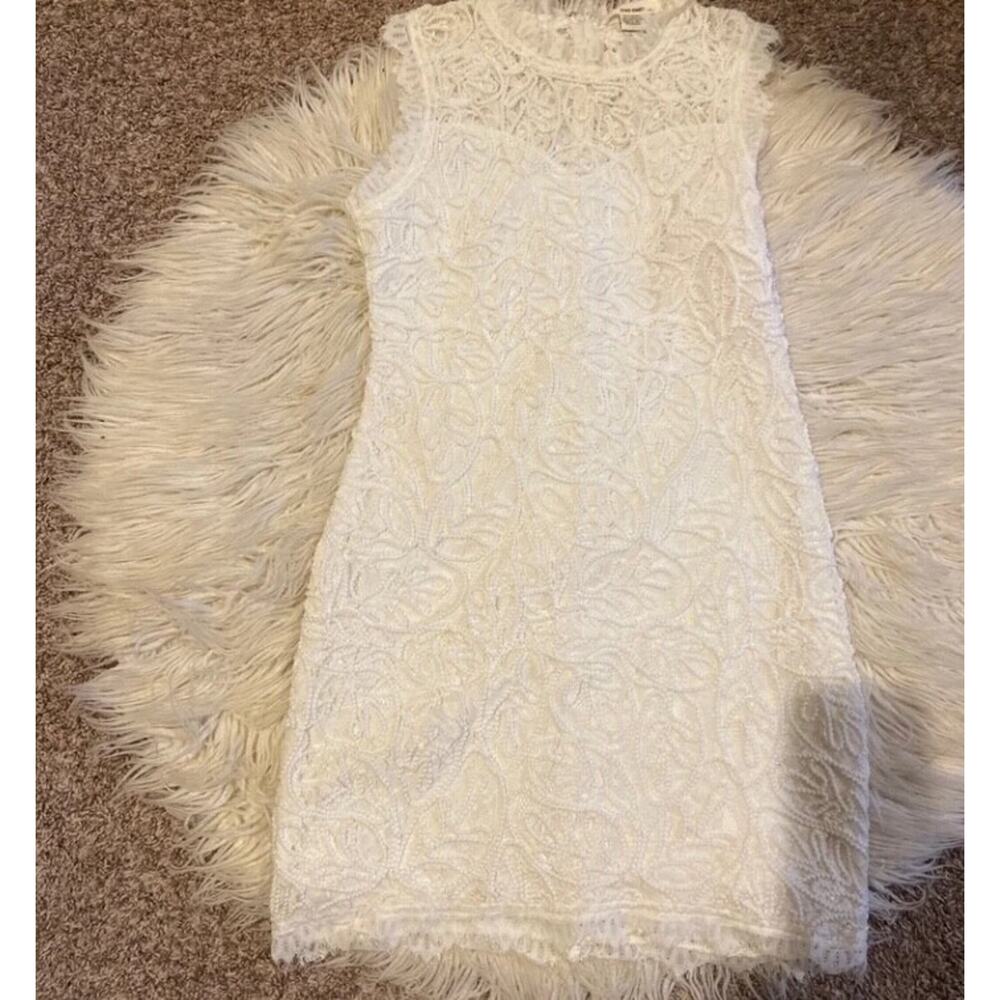 Sans Souci womens dress- size XL- white lace sweatheart neckline knee length